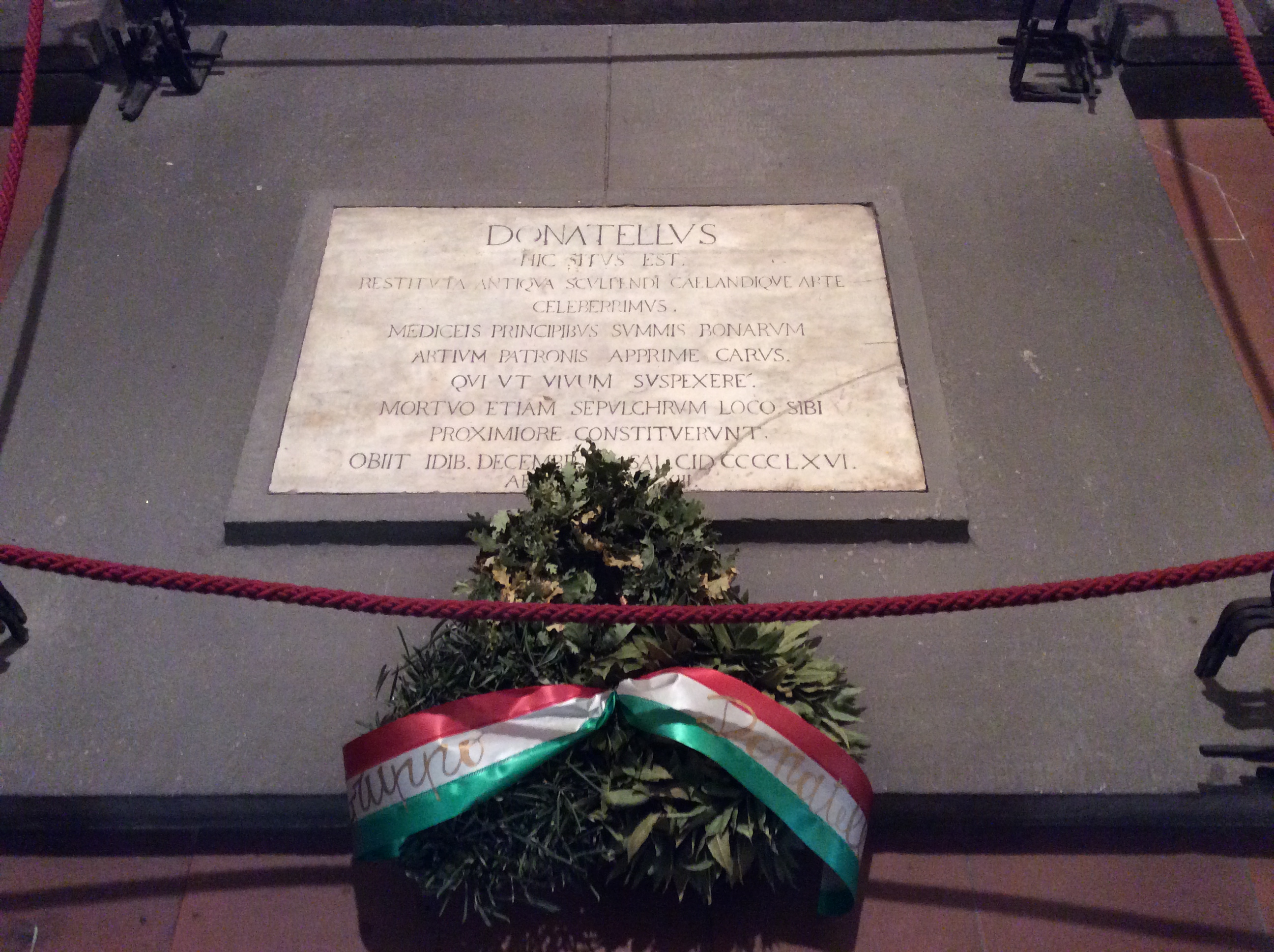 Tomba di Donatello nella Basilica di San Lorenzo (1)