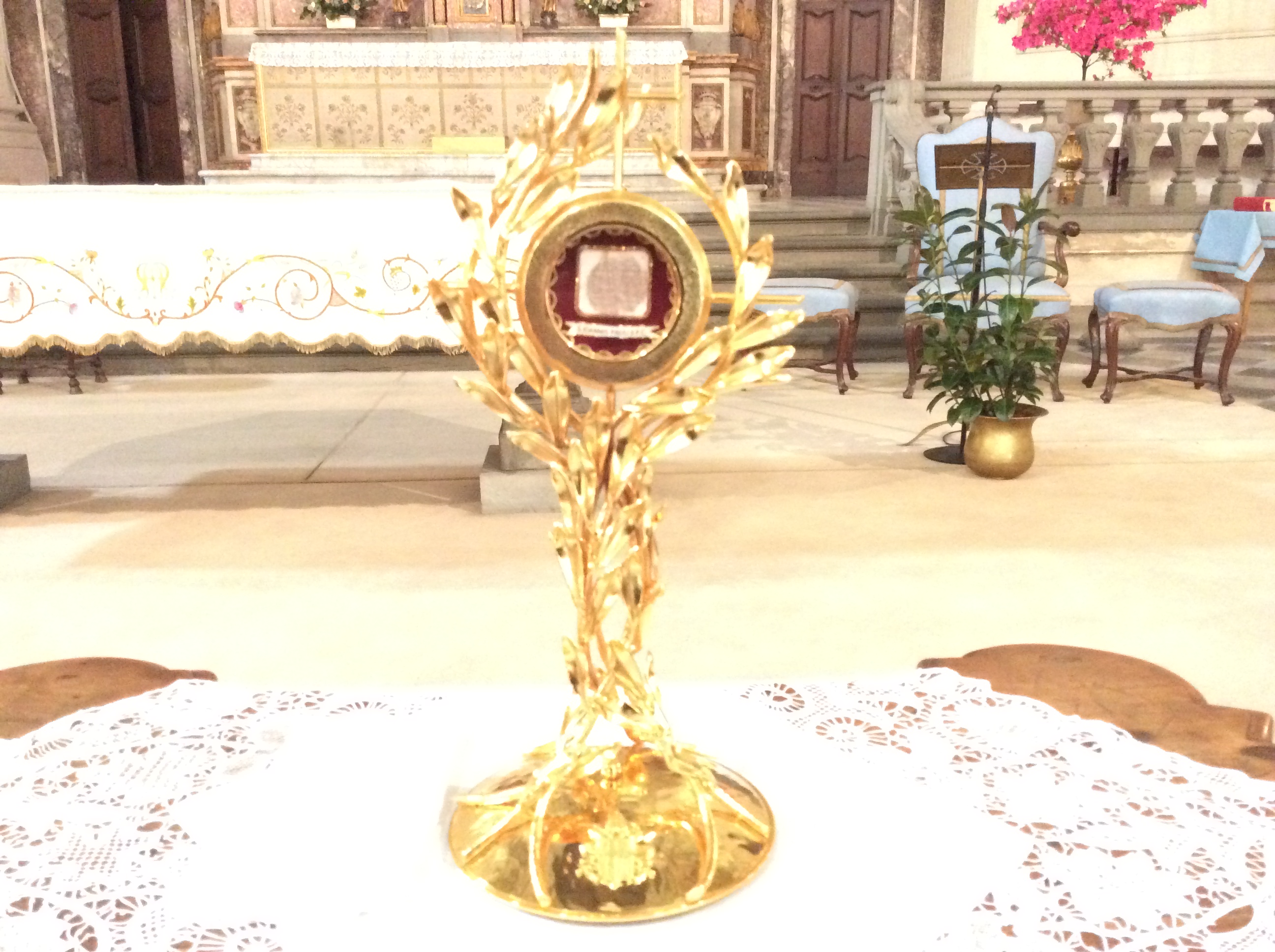 reliquia sangue Giovanni Paolo II al Carmine a Firenze (1)