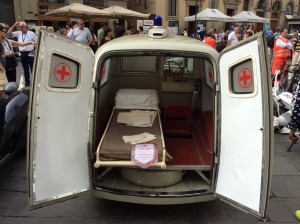 Raduno ambulanze storiche - foto gionalista Franco Mariani (41)
