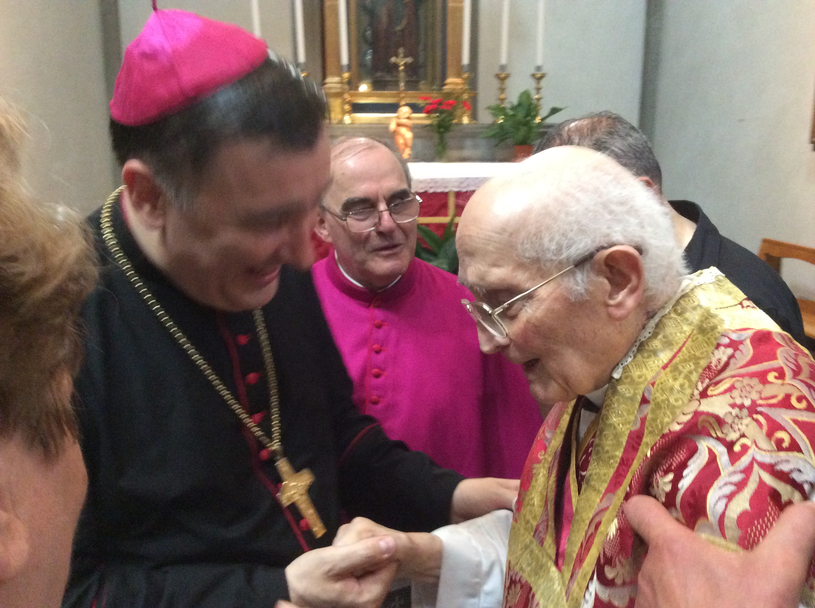 Vescovo Maniago con Mons Angiolo Livi  san lorenzo 2014 – foto giornalista Franco Mariani (4)