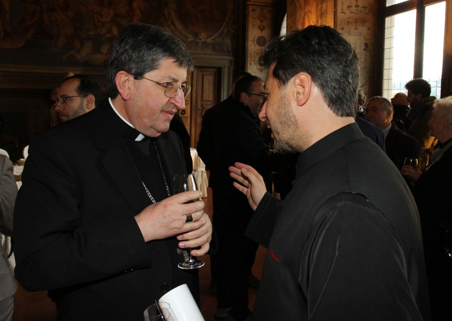 Cardinale Betori con Padre Iounat Coman