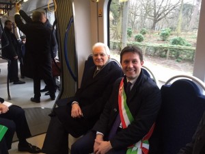 Presidente Repubblica Mattarella su tramvia (9)