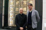 Il Cardinale  Angelo Bagnasco  visita il Museo dell'Opera del Duomo.