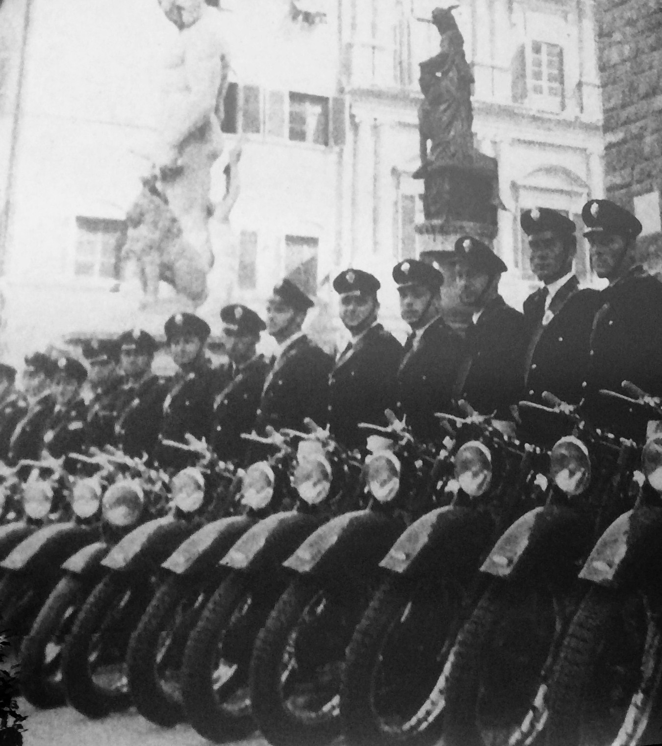 Foto storiche Vigili Urbani Polizia Municipale Firenze – Foto Giornalista Franco Mariani (37)