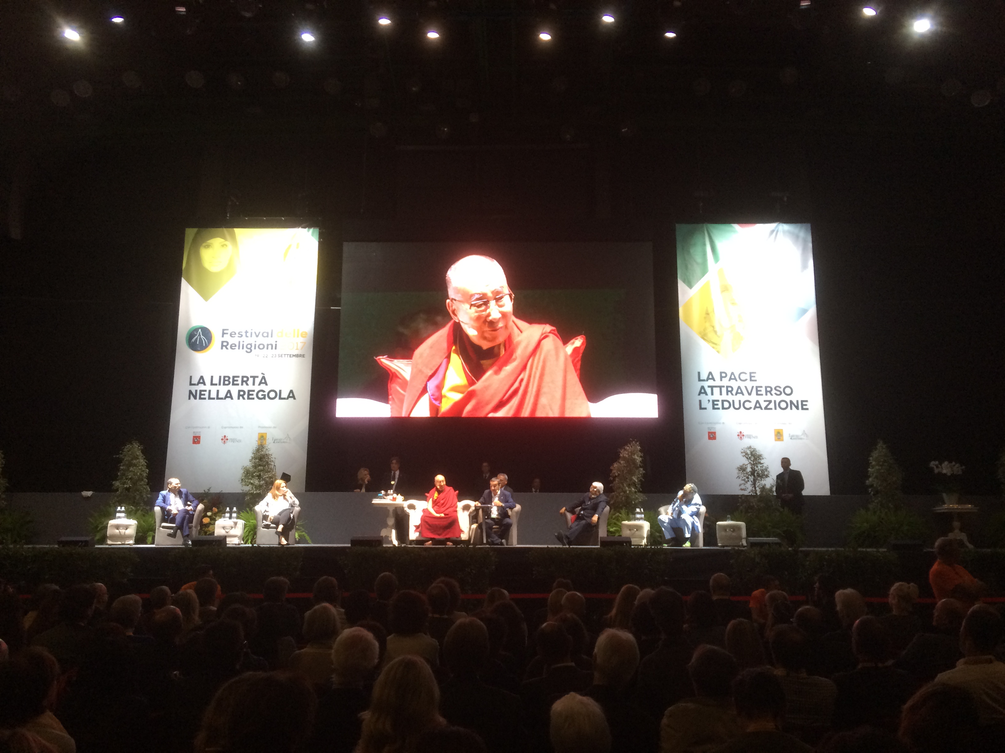 Dalai Lama – Foto La Terrazza di Michelangelo (2)