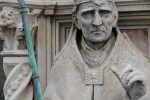 PAPA GREGORIO VII (3)  statua
