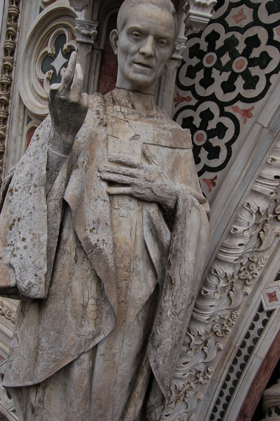 S. CELESTINO PRIMO PAPA (3) statua