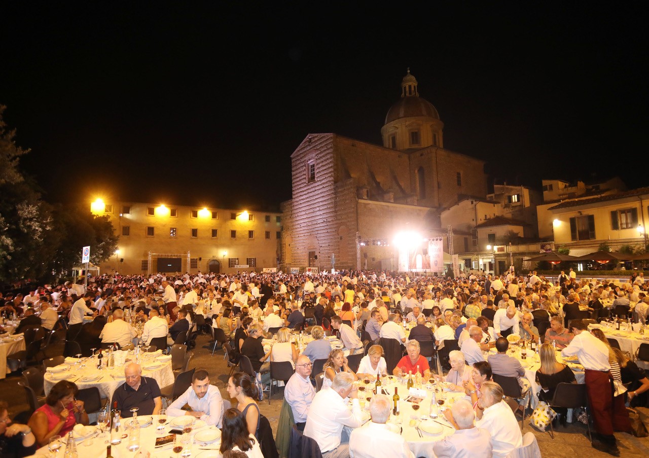 San Frediano a cena Torrino d’oro 2019 – Foto Giornalista Franco Mariani (1)